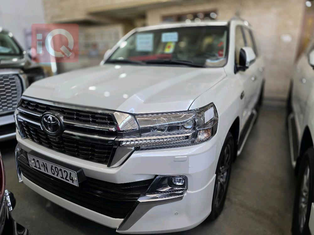 تويوتا لاندكروزر